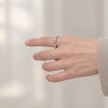 Curve Ring