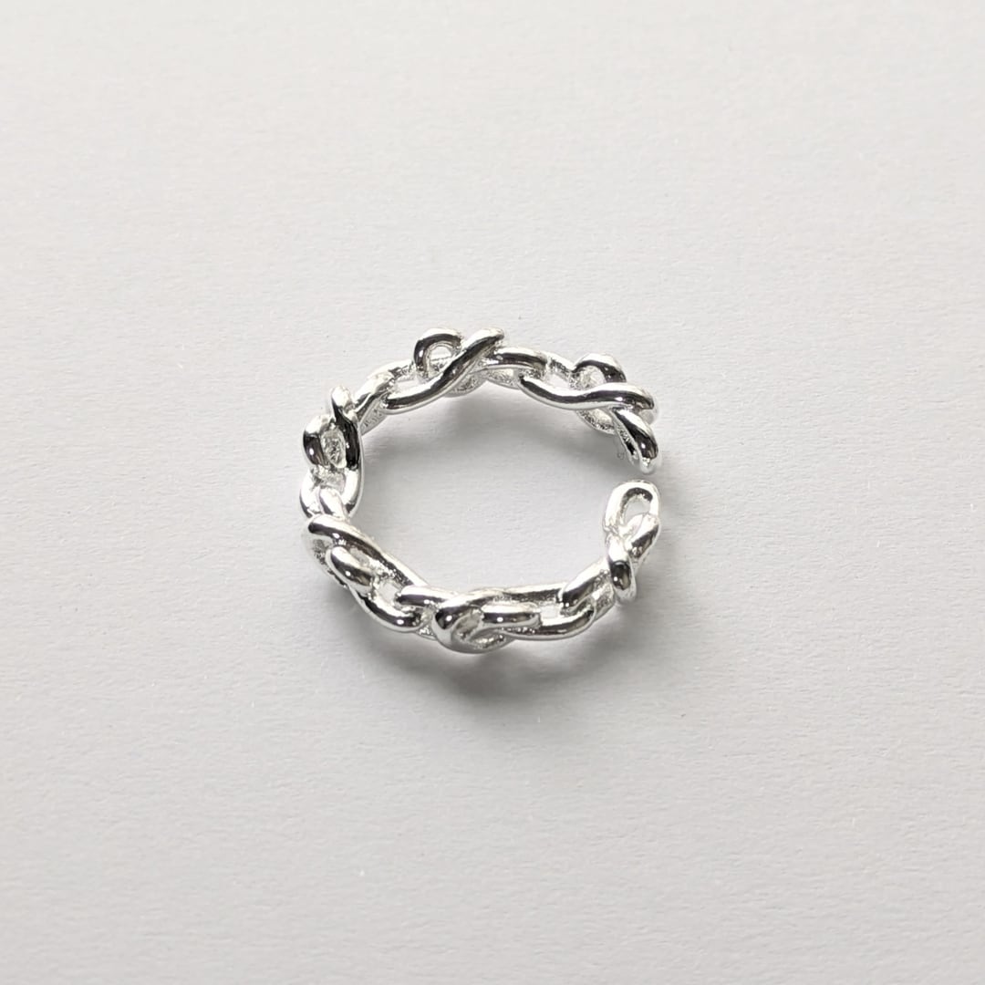 Curve Ring